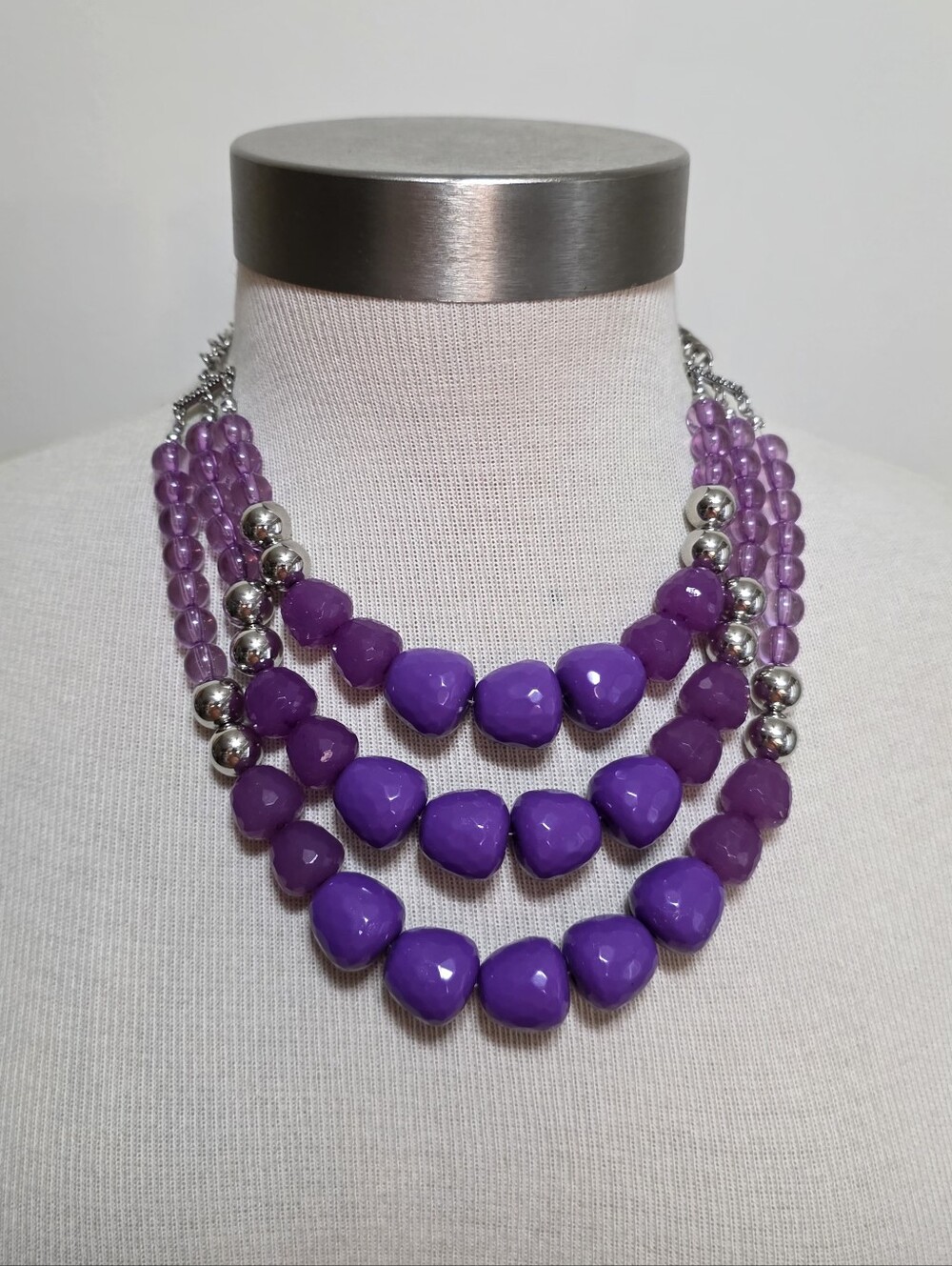 Paporazzi Forbidden Fruit Necklace And Earring Set NWT Purple